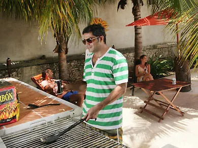 Hotel Maya Del Carmen 3*