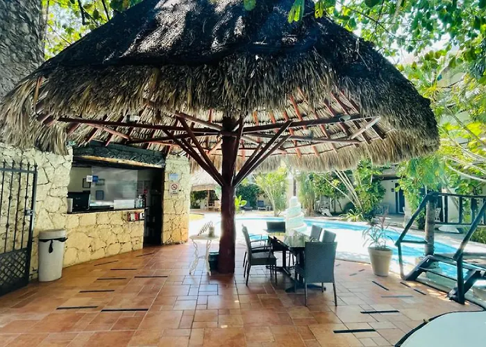 Hotel Maya Del Carmen