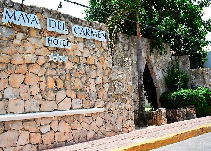 Hotel Maya Del Carmen 3*