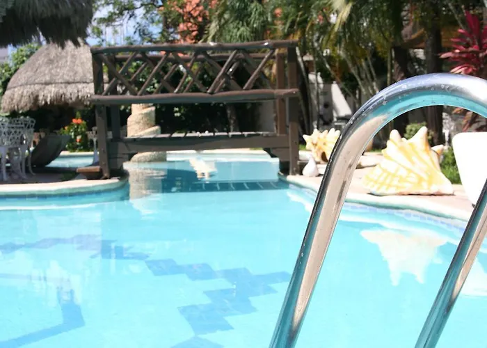 Hotel Maya Del Carmen 3*